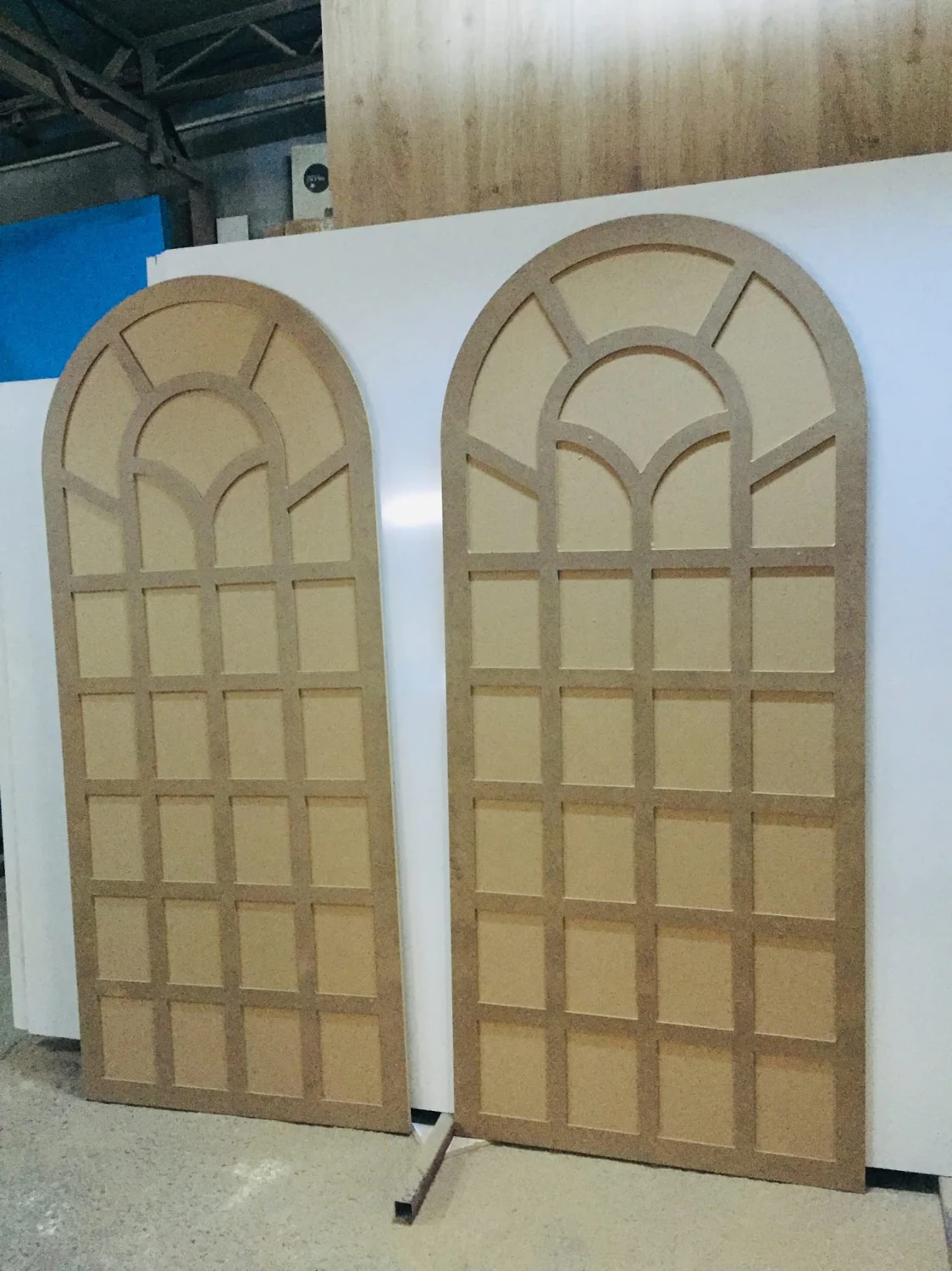 Kemerli form ve geometrik detaylar